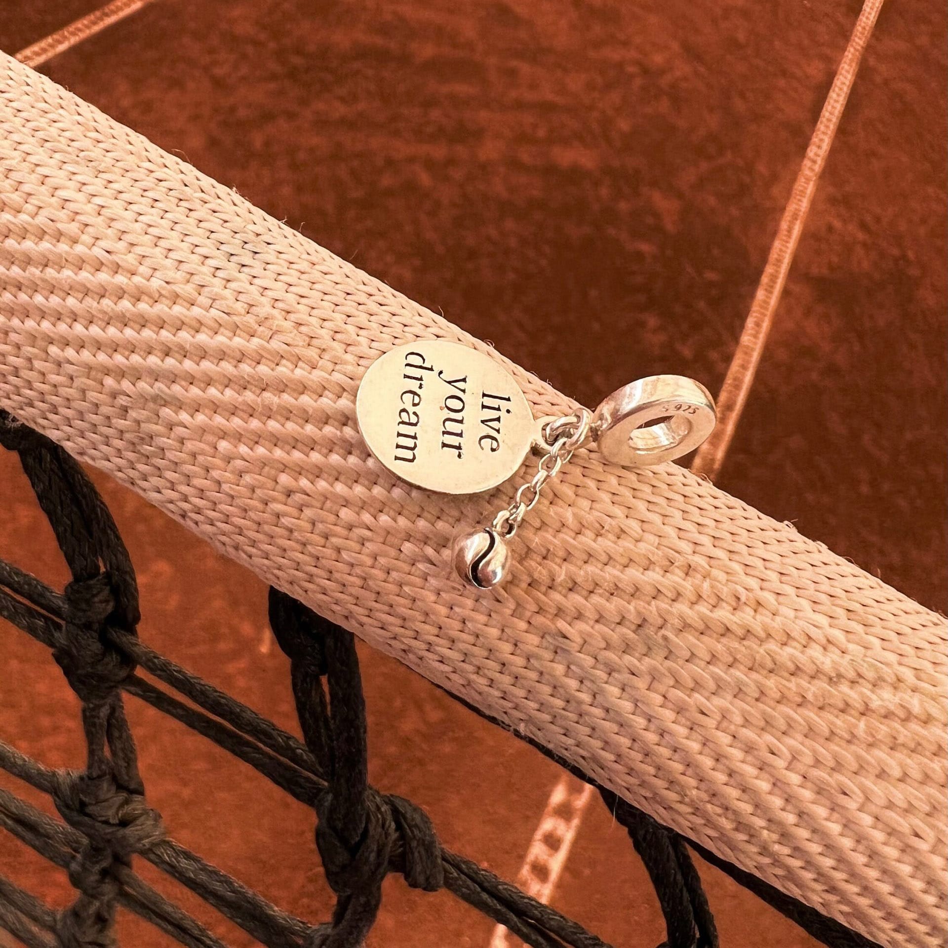 "Live your dream" talisman