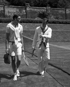 tenis-podarczi-za-momcheta-i-mzhe-5-unikalni-idei-sus-stil